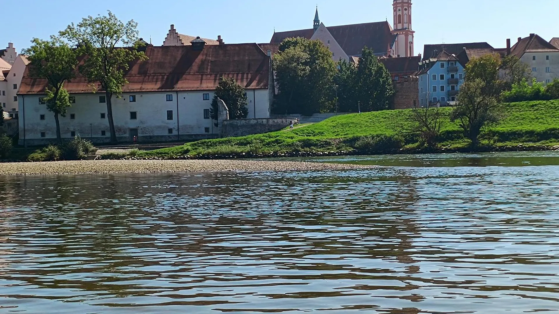 Apartment G.A.D.D Ferienwohnung/Glueck An Der Donau Straubing