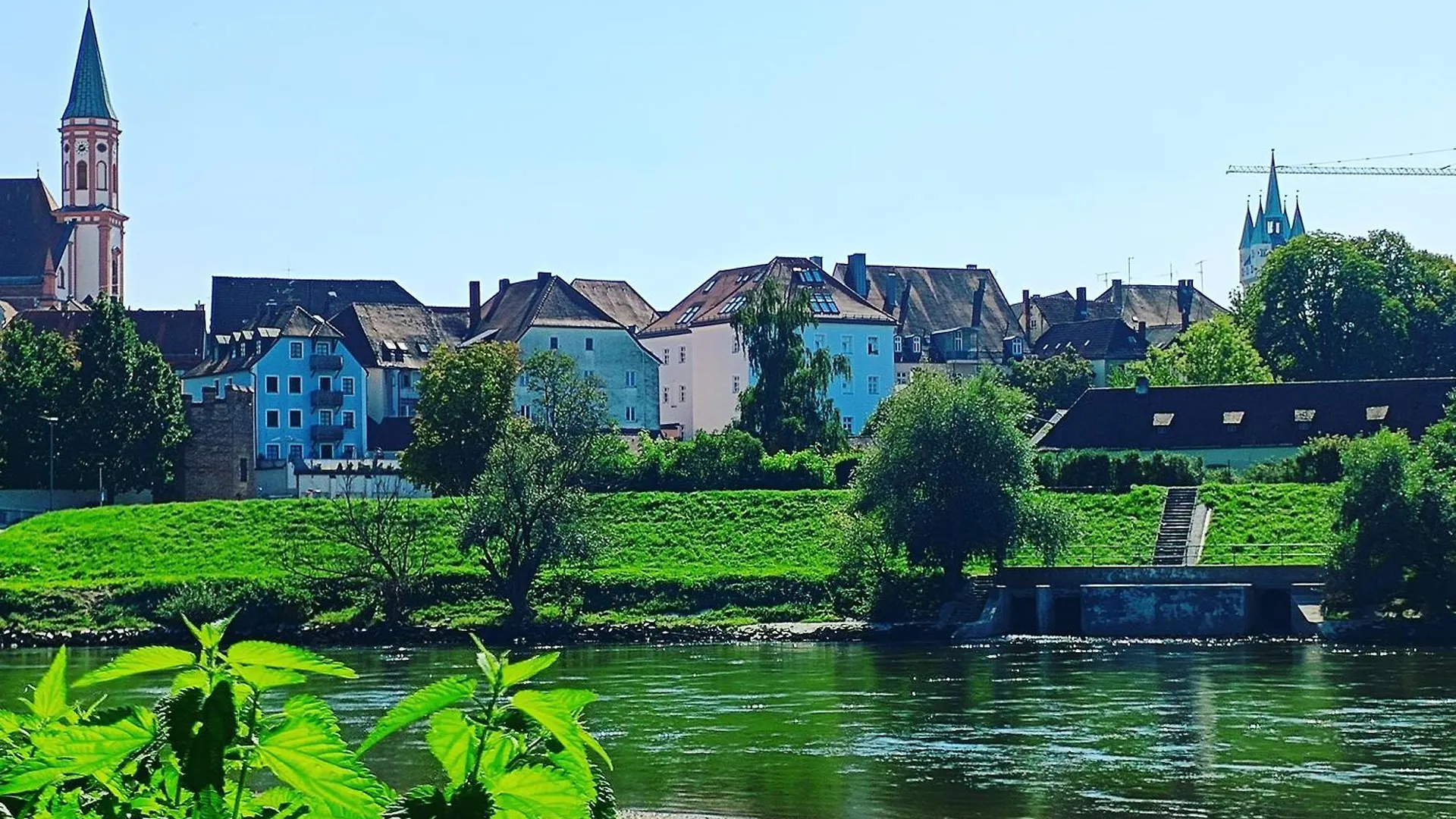 G.A.D.D Ferienwohnung/Glueck An Der Donau Straubing